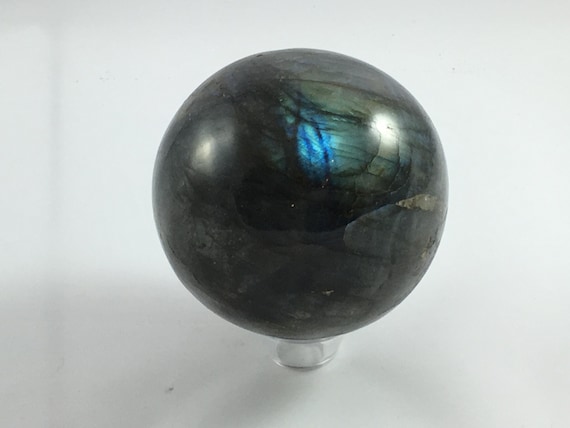 LABRADORITE Sphere// Crystal Sphere// Healing Gemstone// Crystal Ball// Home Decor// Healing Tools// From Madagascar