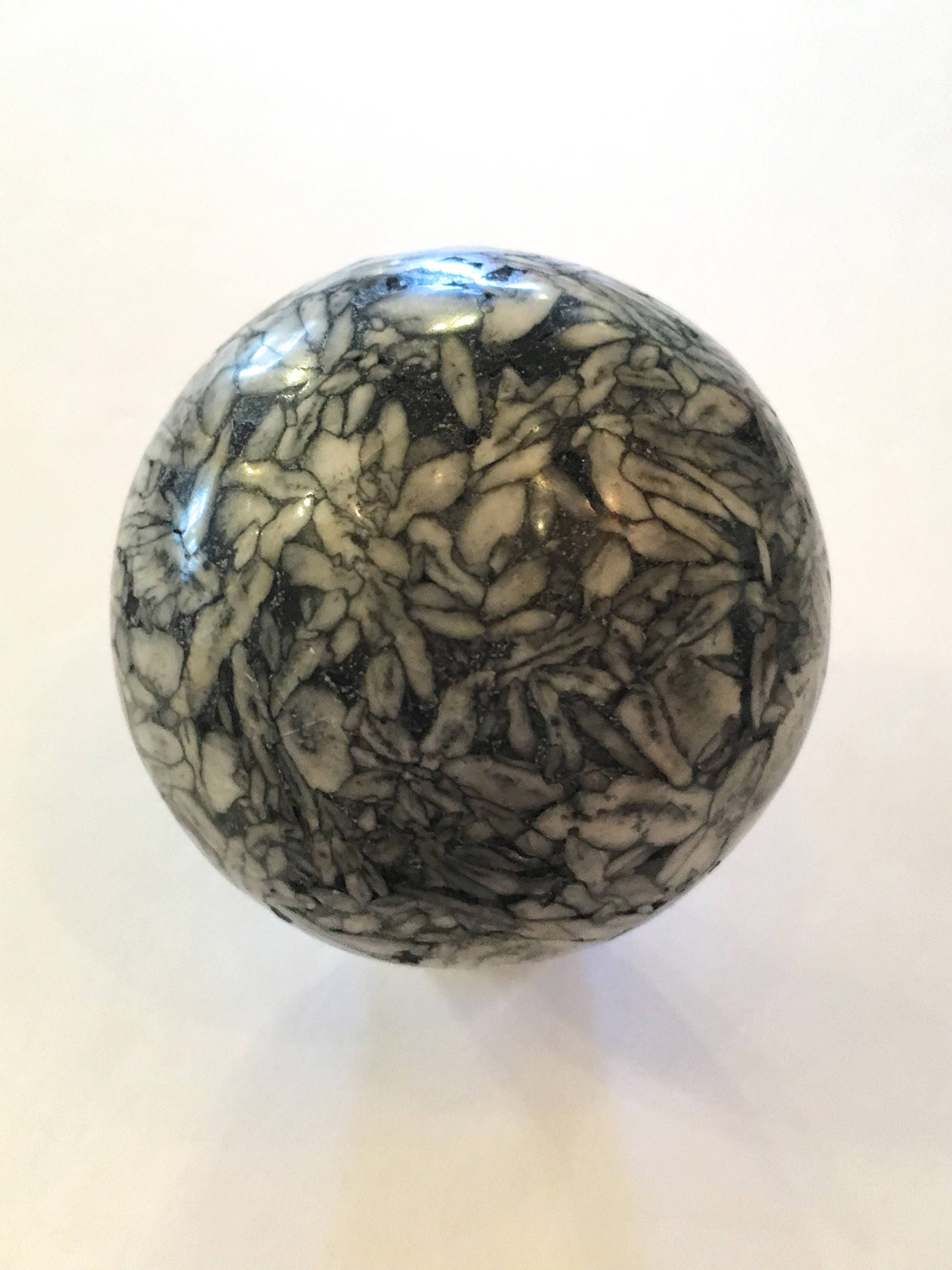 PINOLITH Sphere// Jasper Sphere// Crystal Sphere// Healing Gemstone