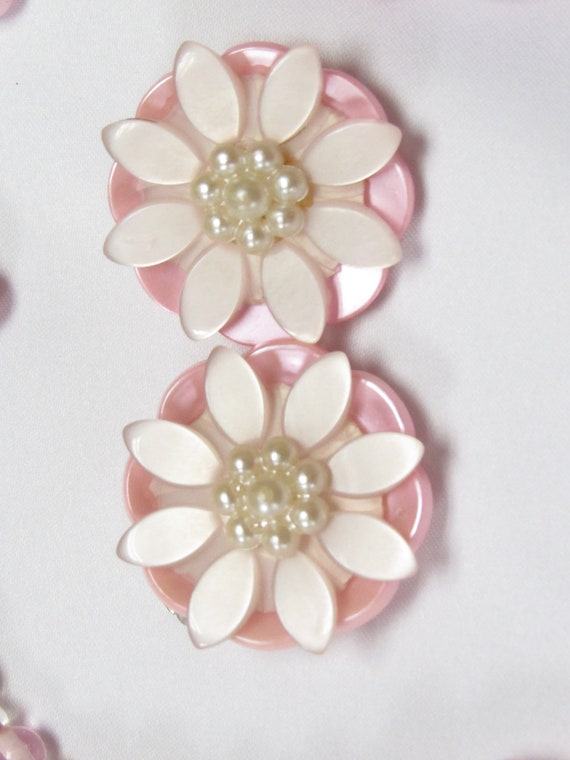 Vintage Ladies 16" Pink Beads Stone Necklace & Ea… - image 3