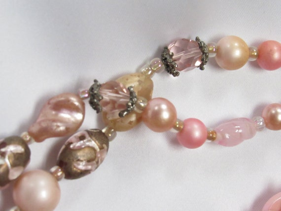 Vintage Ladies 16" Pink Beads Stone Necklace & Ea… - image 5