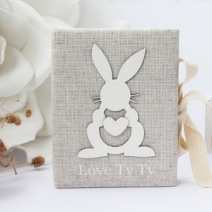 Personalized baby photo album 4x6. Baby album first year. Funny bunny photo album. Baby photo album with sleeves. Easter bunny photo album.