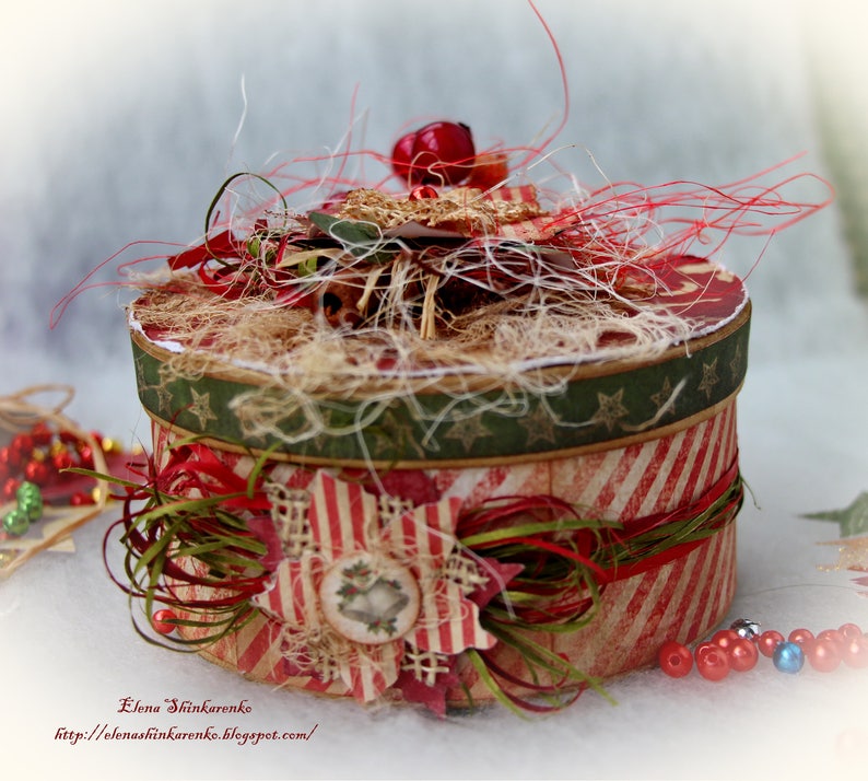 Box red and green Gift Box Christmas gift Box surprise Christmas Christmas gift Box Vintage Handmade box