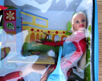 Vintage Barbie School Style 55670 Mint in Box 2001 Mattel