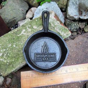 Vintage Great Plains Gas Advertising Minature Cast Iron Skillet
