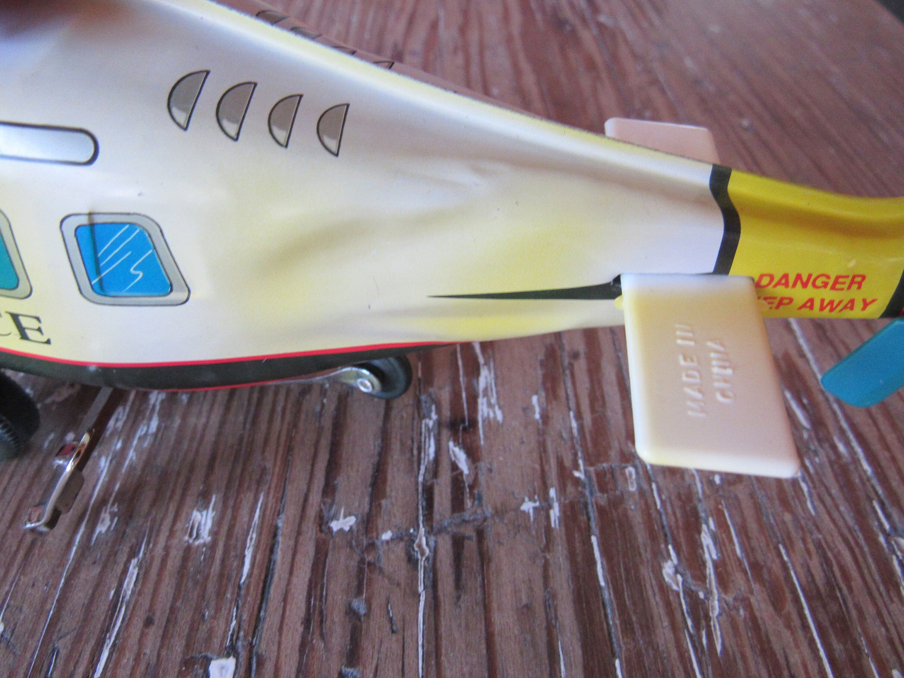 RUSS【Yesterday’s Favorites】ブリキ製ヘリコプター箱付き Wind up Toy Tin Police Helicopter From Russ Berrie and Co
