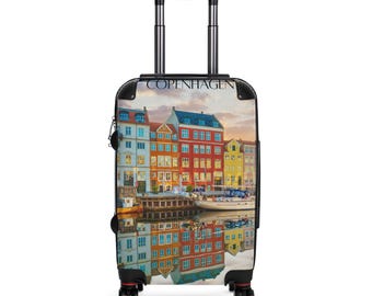 Medium Colorful Copenhagen Suitcase: Polycarbonate Travel Luggage