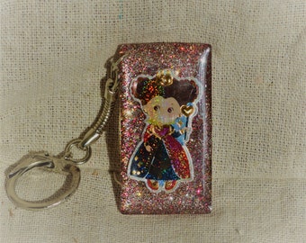 Queen of Hearts Glitter and Resin Keychain, Alice in Wonderland Keychain