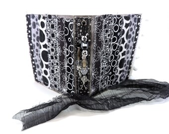 Fabric Covered Black and White Art Journal: Mixed Media Junk Journal, Boho Gypsy Style