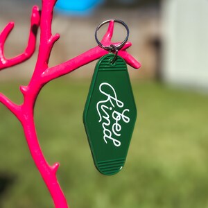 Trendy Retro Motel Keychain *Be Kind*