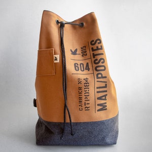 Mail/Postes Courier Bag tobacco