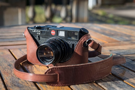 送料無料 新品 本革カメラケース LEICA ライカ M7/M6用 Amazon | TP Original Leica M7 M6 専用 ブルタイプ 本革 ボディ