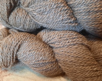 Alpaca wool skeins - alpaca wool ball - comes from Luke