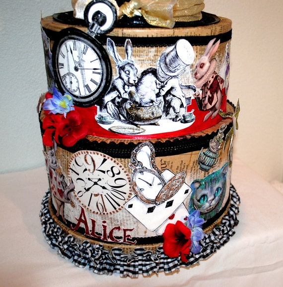 Three-tier Alice in Wonderland Centerpiece Wedding Whimsical -   Alice  in wonderland tea party birthday, Alice in wonderland tea party, Alice in  wonderland diy