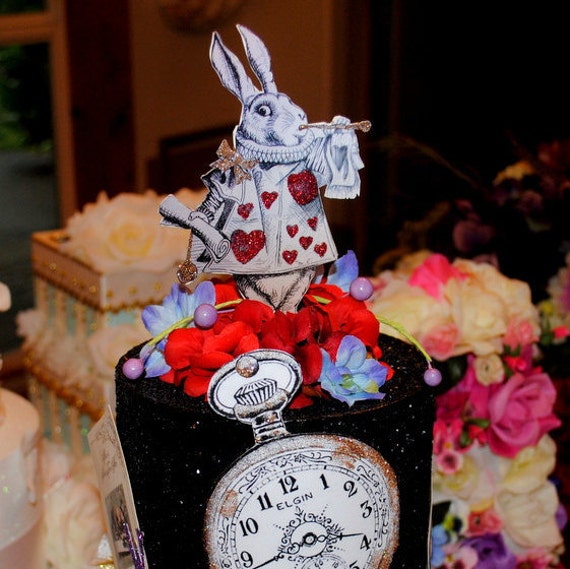 Three-tier Alice in Wonderland Centerpiece Wedding Whimsical -   Alice  in wonderland tea party birthday, Alice in wonderland tea party, Alice in  wonderland diy