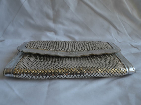 Whiting and Davis Metal Mesh Silver Fold Over Clu… - image 5