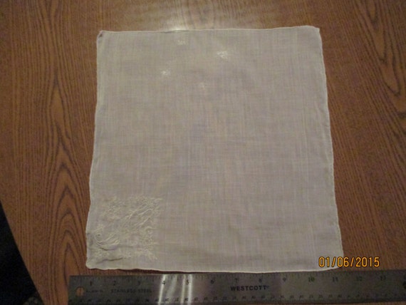 Initial white linen handkerchief - image 2