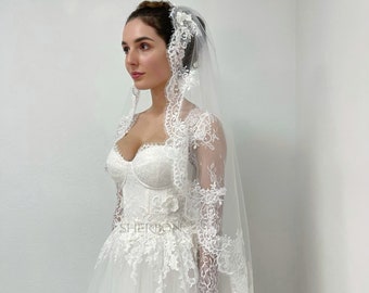 White wedding bridal bride lace veil with 3D flowers, floral trim veil