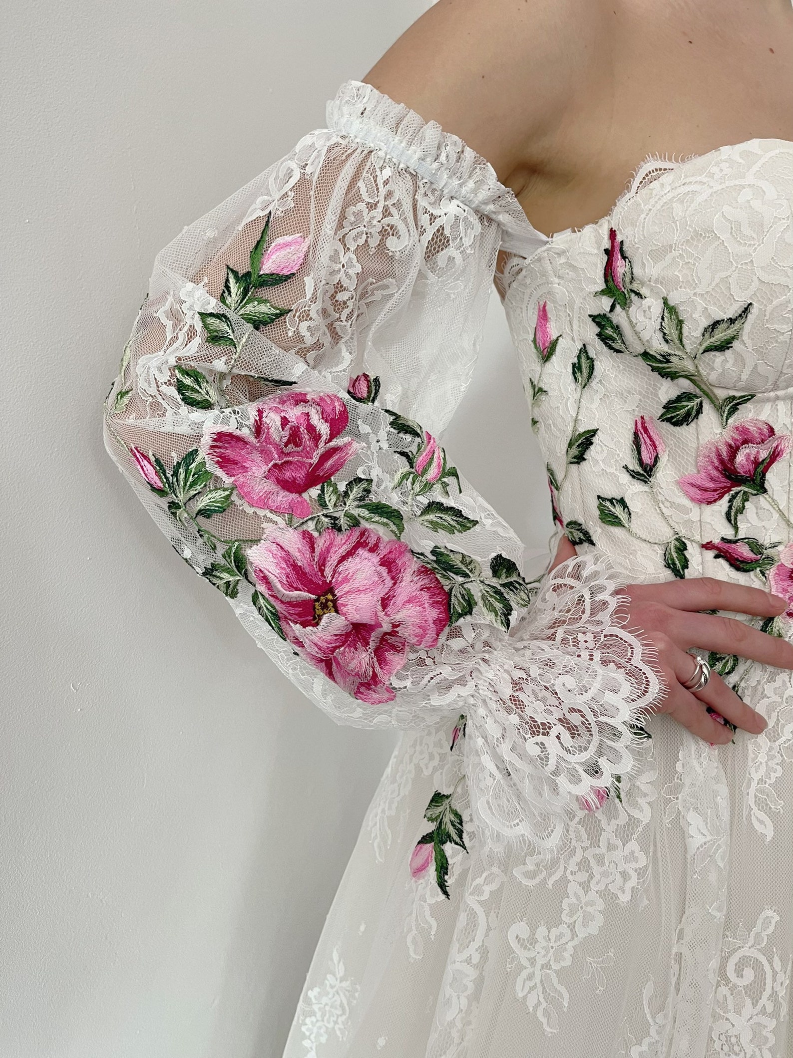 White Floral Fantasy Floral Lace Corset Wedding Dress, Alternative ...