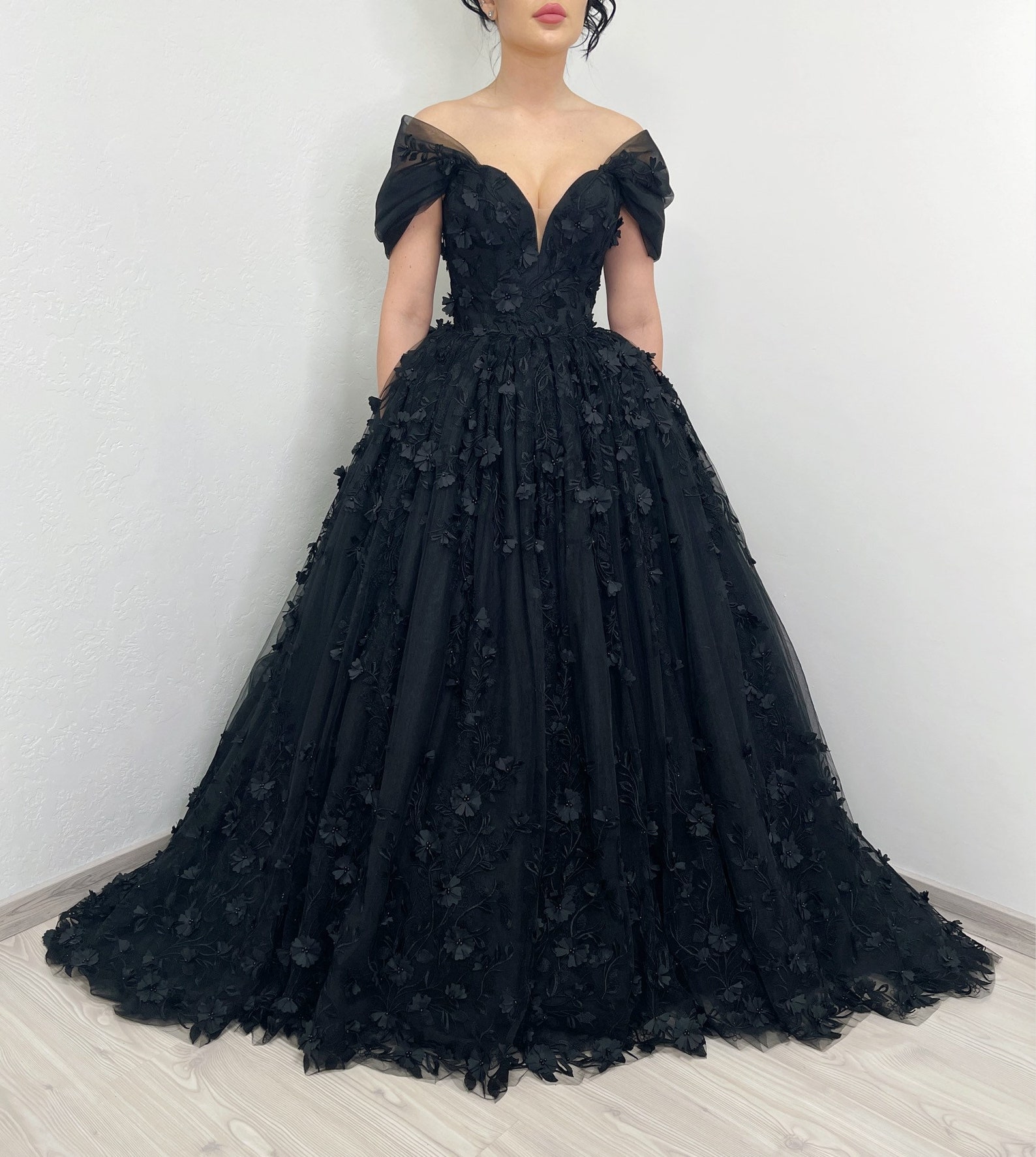 Black Gothic 3D Floral Lace Corset Wedding Dress With Deep V ...
