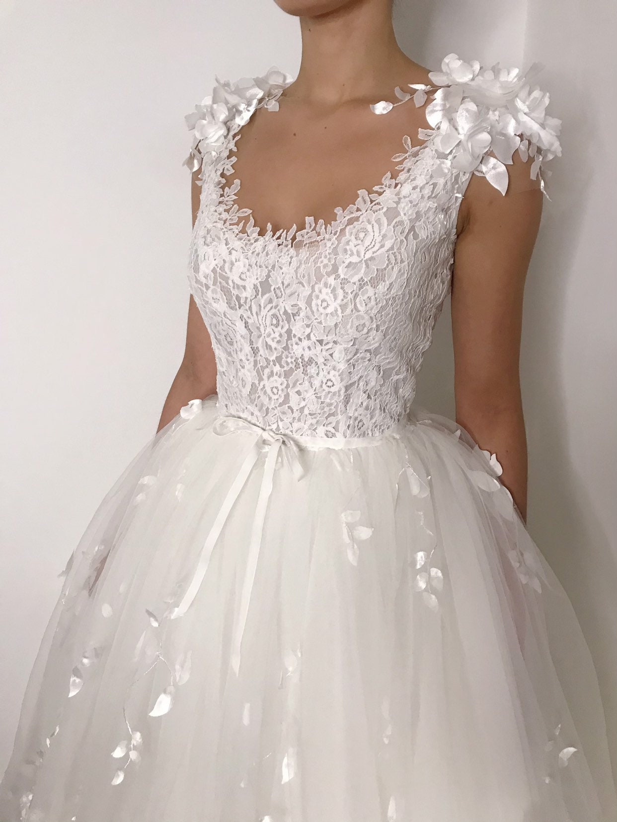 White Floral Lace Tulle Wedding Dress 