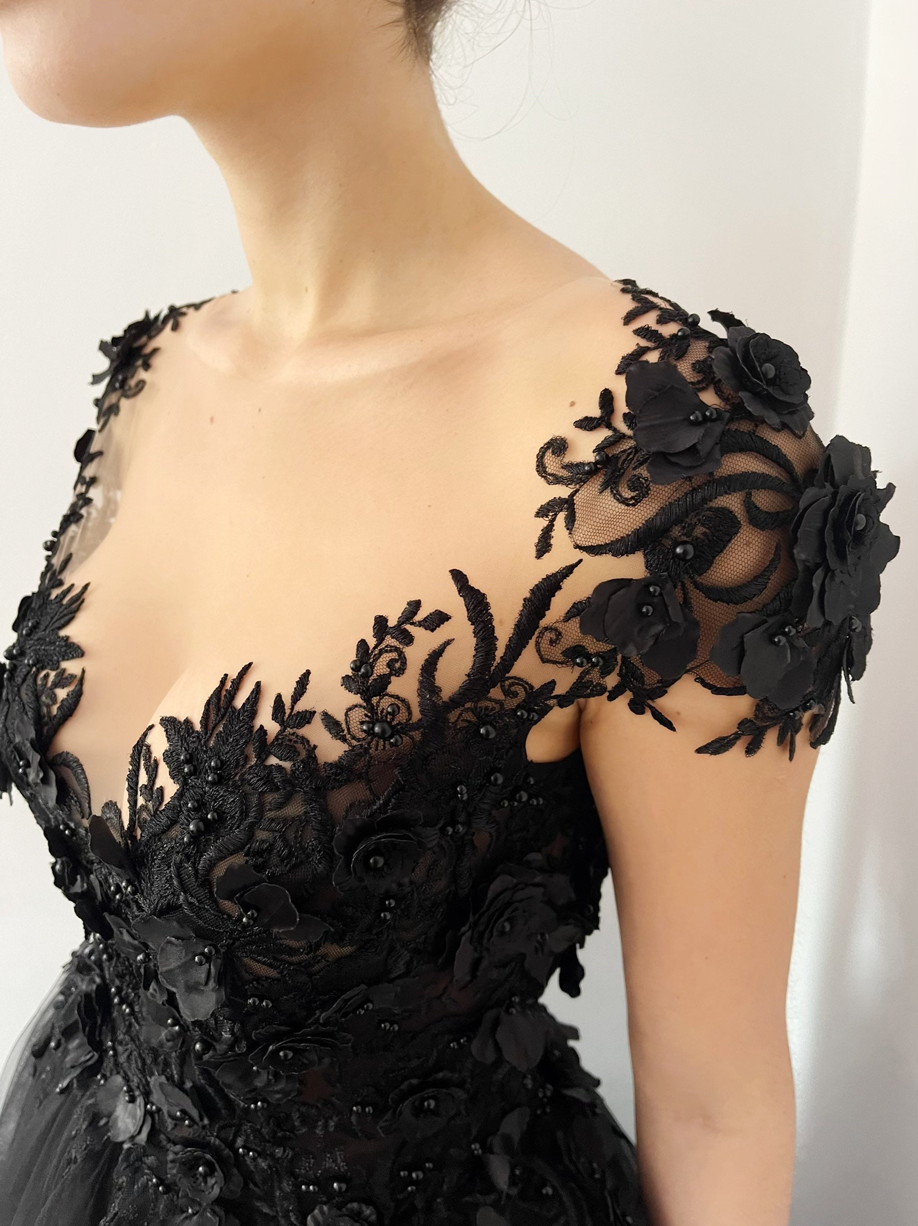 chinese dress ladies Miss Circle Women Pascha Black Lace Appliqué Strapless Peplum Midi Dress main image 1