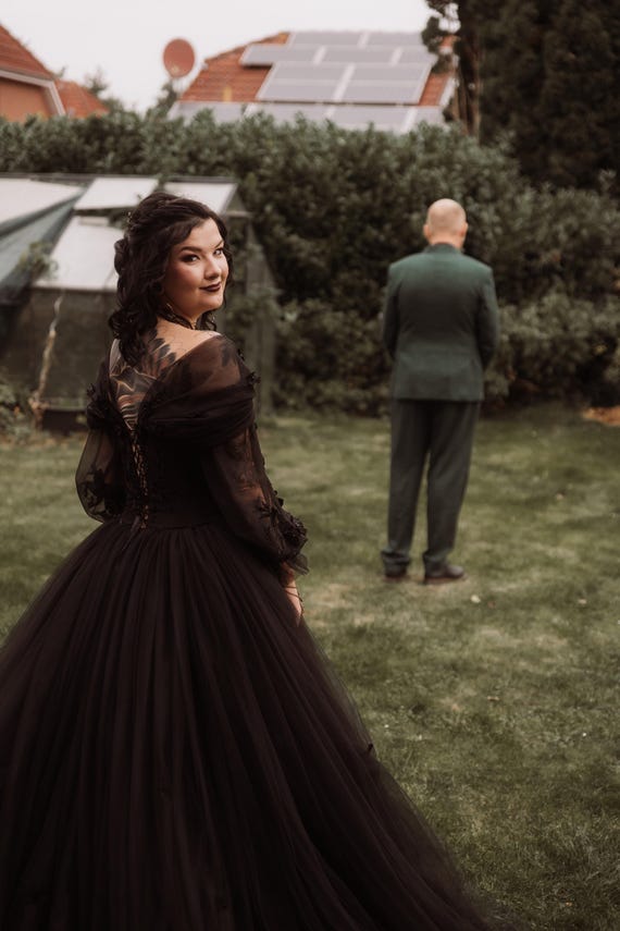 Black Vintage Style Gothic Floral Wedding Dress, 3D Flower Tulle