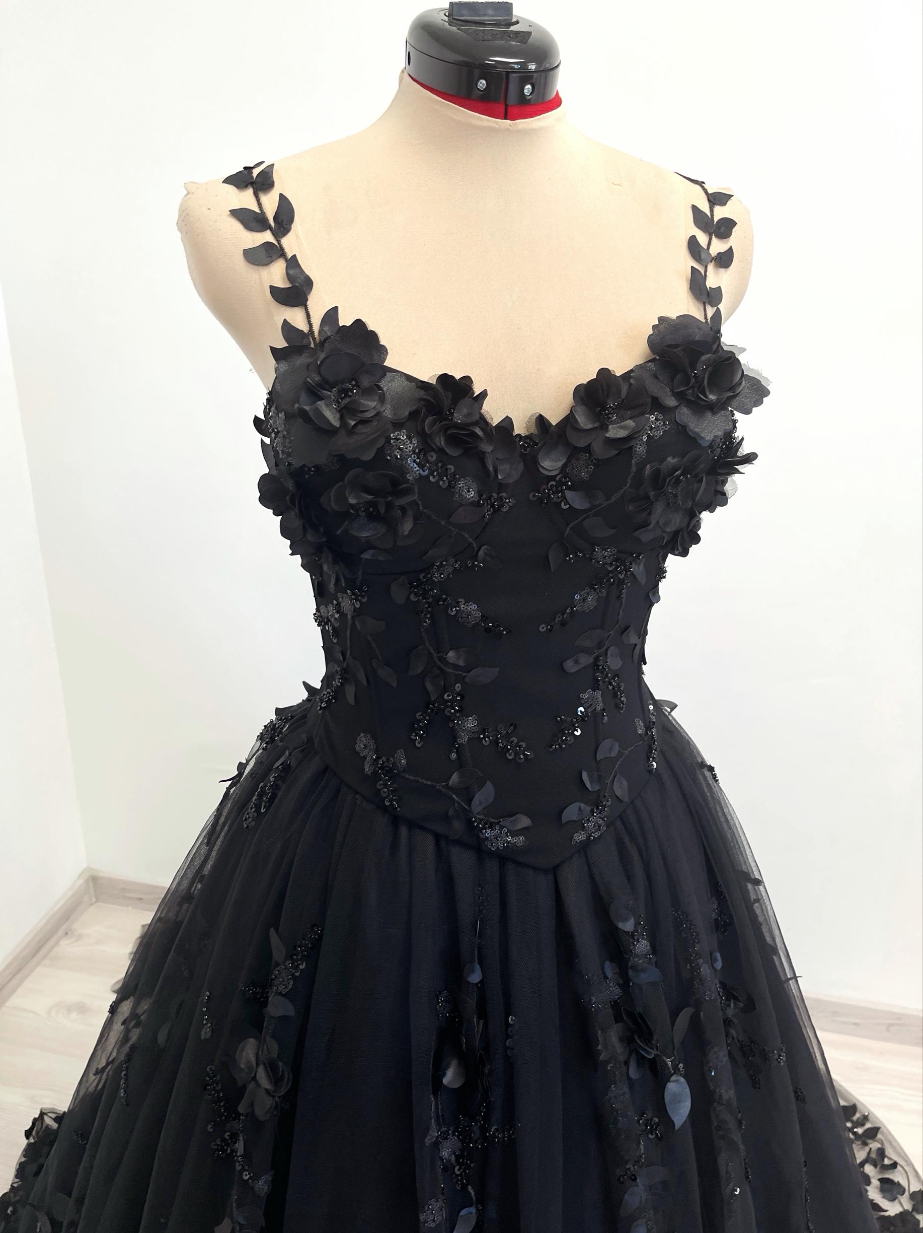 Goth Basque Black Gothic Sparkly 3D Floral Lace Basque Corset Wedding Dress With a ...