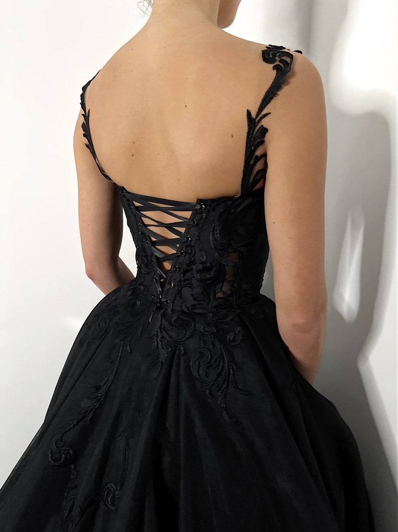 Black Gothic Lace Corset Strap Wedding Dress Long Train - Etsy