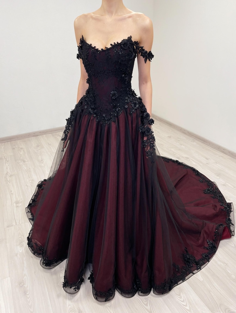Black and Red Gothic 3D Floral Lace Corset Wedding Dress With Basque ...