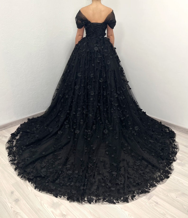 Black Gothic 3D Floral Lace Corset Wedding Dress With Deep V ...