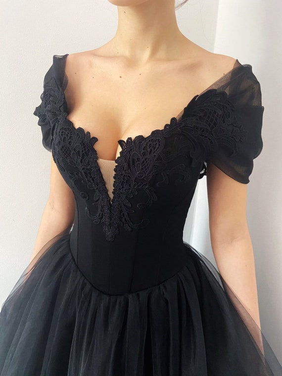 corset black wedding dresses