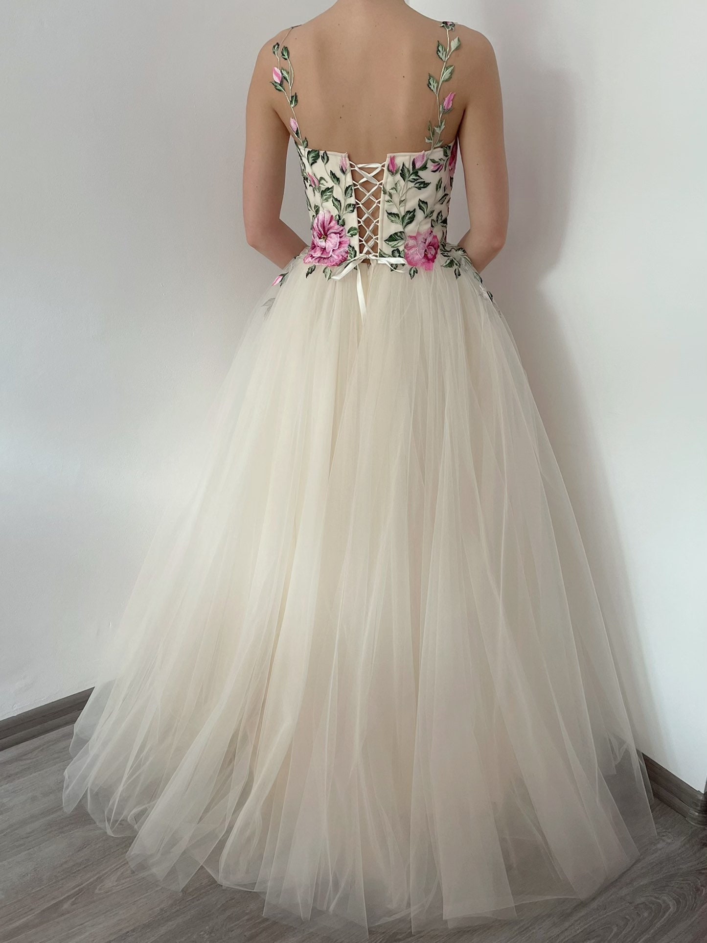 Champagne Tulle Pink Floral Corset Wedding Dress, Beige Fantasy Alternative  Summer Bride Gown, Romantic Pink Dress 