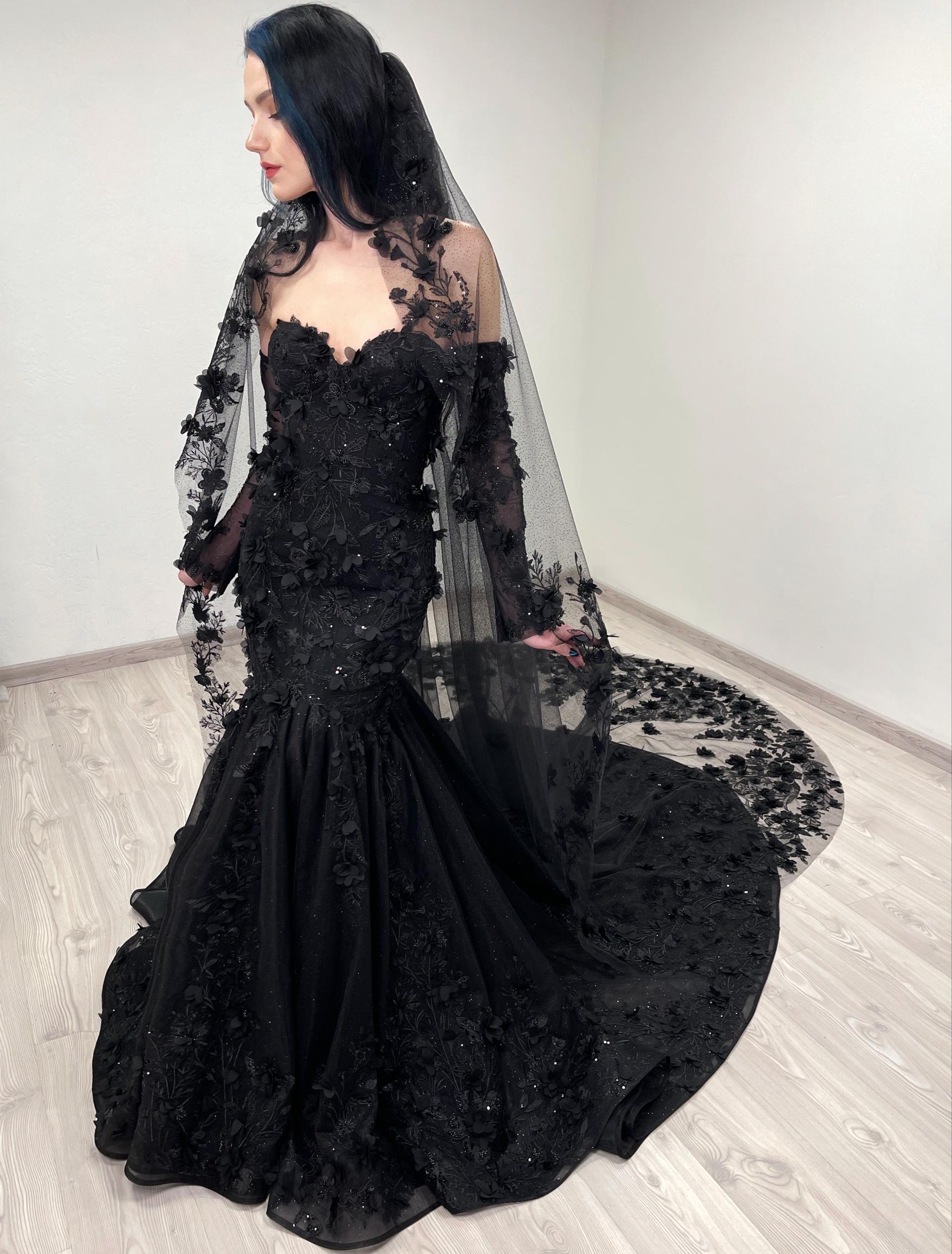 Sheer Black Beaded Tulle Veil with Comb-Romantic Gothic Bridal Hair Black Gothic Wedding Veil: Mini Pearl Tulle Veil With Comb  main image 3
