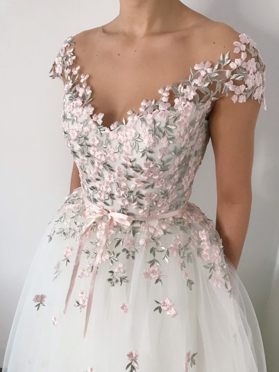 Abito da sposa floreale abito da sposa romantico con fiori | Etsy Italia