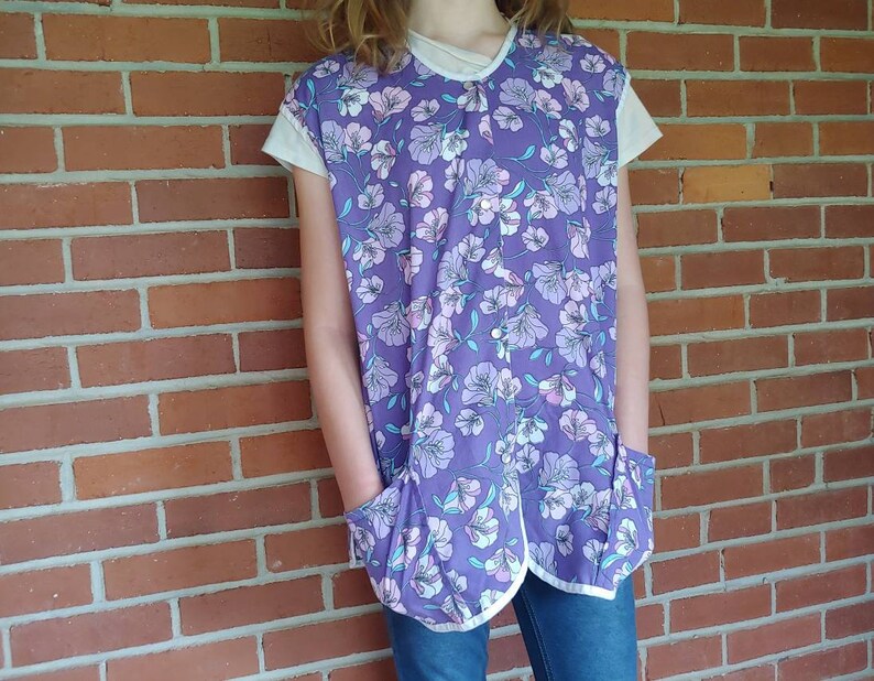 Vintage Smock Apron House Coat Purple Hawaiian Print Pearl Snaps S