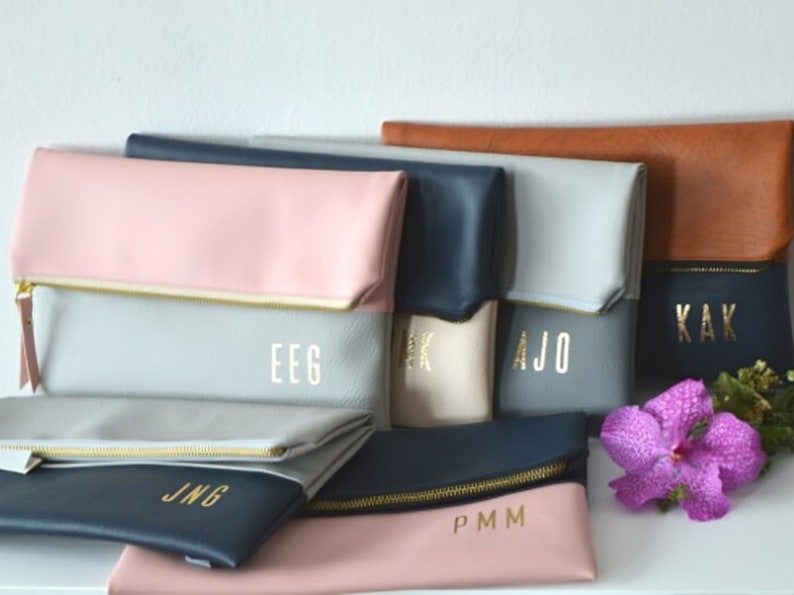 Set of 6 Personalized Foldover Clutches / Bridesmaids Gift / Monogrammed Bridal Clutch Purses image 1