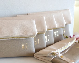 Set of 6 Personalized Clutches / Bridesmaids Gift / Initials Clutch Purses / Wedding Purse