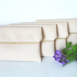 Bridesmaid Gifts, A hidden message inside the purse, Set of 4 Foldover Clutches with a Custom Note Inside,