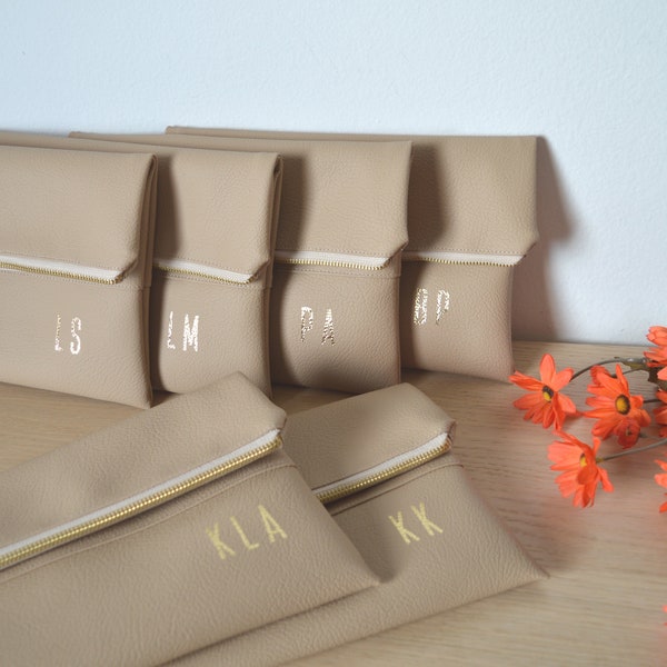Set of 6 Personalized Foldover Clutches / Tan Clutch Purses / Bridesmaid Gift / Wedding Gift