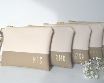 Custom Clutch Set of 5 Personalized Wristlets Bridesmaid Gift Wedding Accessory