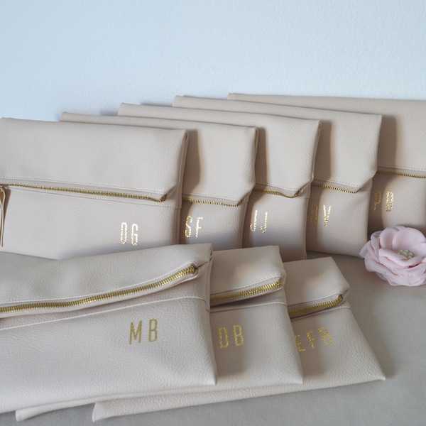 Set of 8 Personalized Clutches in Cream / Bridesmaid Gift / Foldover Clutch Purses / Wedding Gift