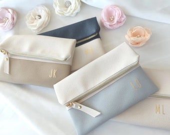 Set of 4 Custom Clutches / Bridesmaid Gifts / Initials Clutch Purses / Gift Idea for Wedding