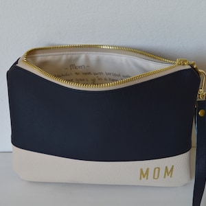 Pochette manuscrite pour maman, cadeau personnalisé pour meilleure amie, cadeau de demoiselles d'honneur en bleu marine et crème