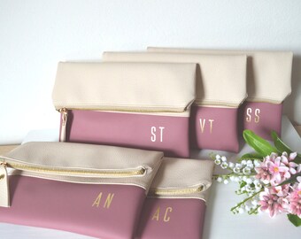Set of 5 Personalized Clutches in Cream and Mauve Pink / Bridesmaids Gift / Foldover Clutch Purses
