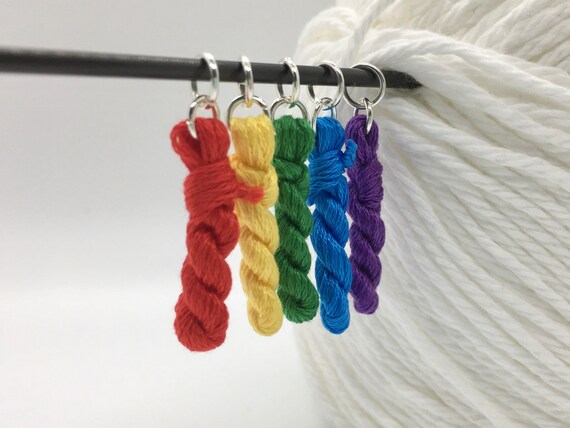 Crochet Gifts Stitch Marker Set Gifts for Knitters Rainbow Teacup Knitting Accessories