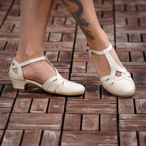 Inspiración vintage, cuero genuino, zapatos retro de mujer, zapatos beige, zapatos Mod 60s, zapatos de baile swing imagen 8