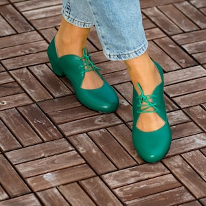 Zielone buty inspirowane stylem vintage, oryginalne skórzane buty, damskie buty, zielone buty damskie, buty typu Mary Jane, buty z lat 50. i 60., buty do tańca swingowego,