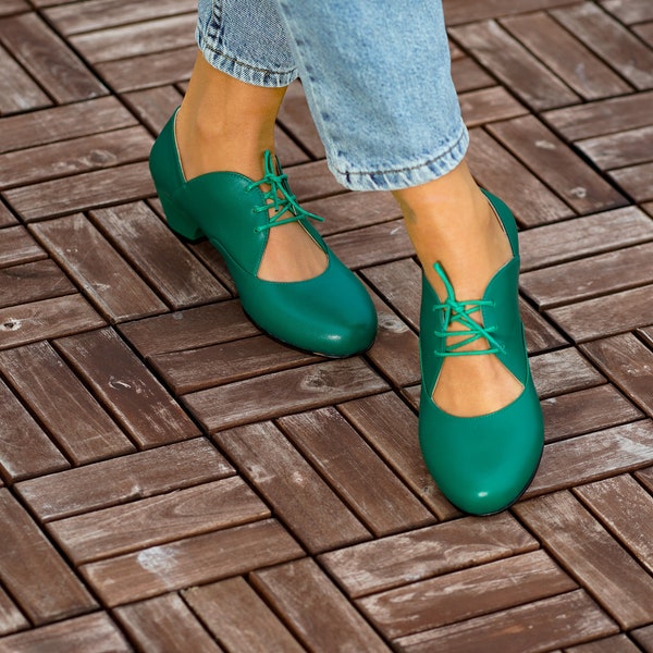 Vintage Inspired Green Shoes, Genuine Leather Shoes, Women Shoes, Women’s Green Shoes, Wedding Shoes, 50s, 60s Shoes, Swing Dancing Shoes,