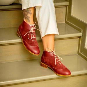 Vintage Inspired Burgundy Shoes, Genuine Leather Women Shoes,  Burgundy Women  Boots, Lace Up Ankle Shoes, 1950s Womens Boots
