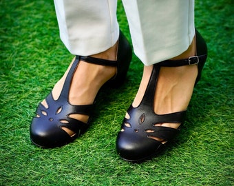 Vintage Inspired Black Shoes, Genuine Leather, Retro Women Shoes, Black Leather Shoes, Mod 60s Shoes, Swing Dancing Shoes